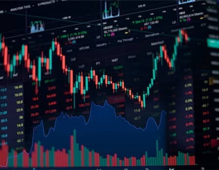 An illustration demonstrating the benefits of using Instant Flip for trading.